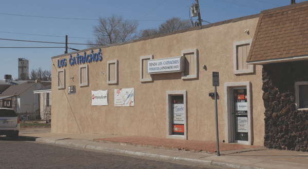 Los Catrachos storefront